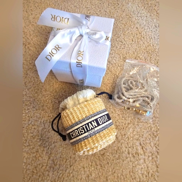 Dior Other - Dior make up bag